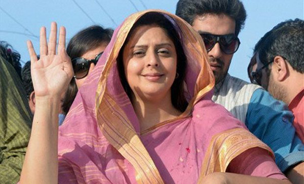 tamilnadu congress president post,nagma,actress nagma on president post  అధ్యక్ష పదవి కోసం నగ్మా స్కెచ్...! 